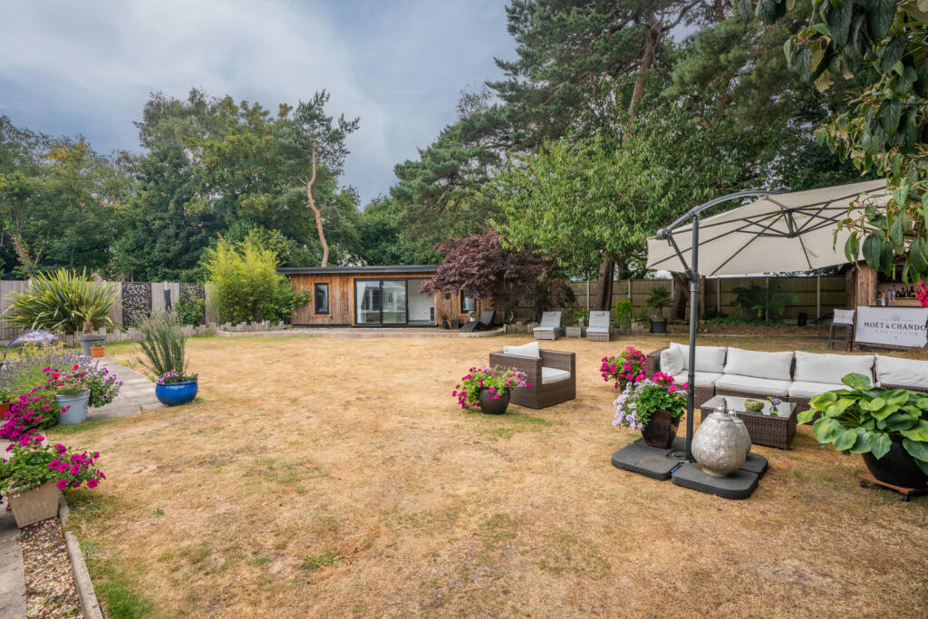 Additional image 23 of East Avenue, Talbot Woods, Bournemouth, Dorset, BH3