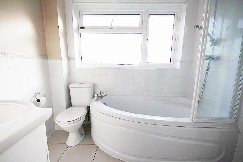 Primary image of Highview Avenue North, Brighton