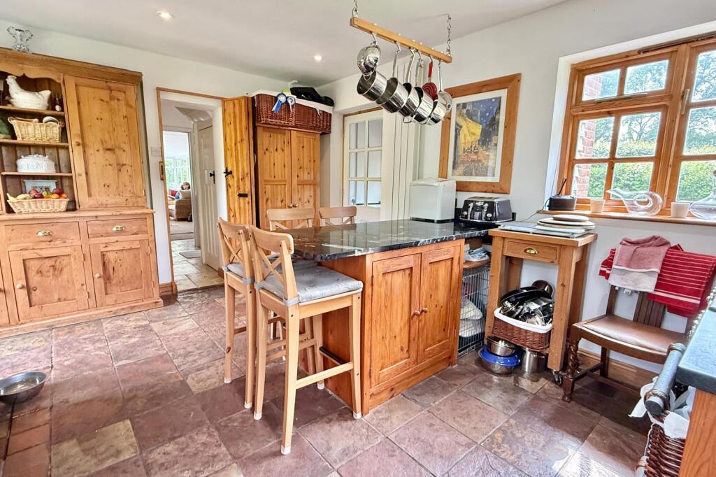 Additional image 6 of Shobley, BH24