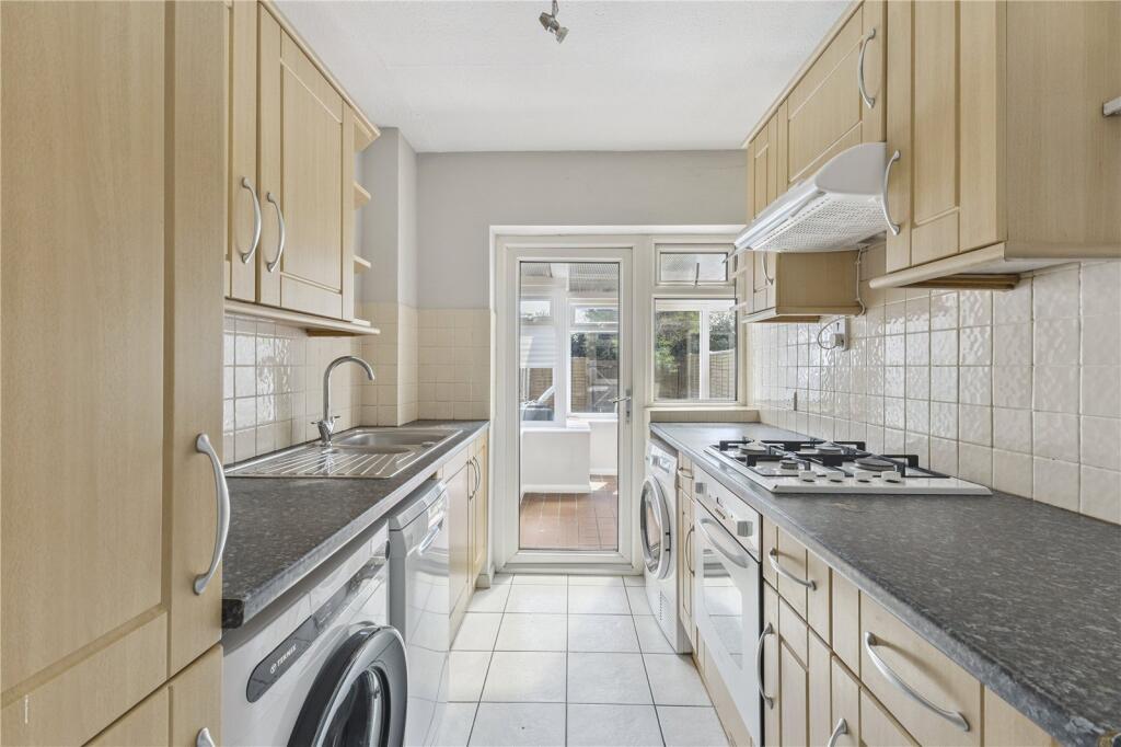 Additional image 5 of Brampton Close, Harpenden, Hertfordshire, AL5