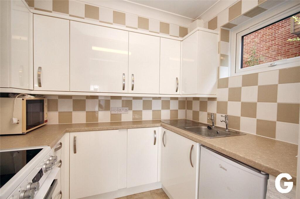 Additional image 12 of Southampton Road, Ringwood, Hampshire, BH24