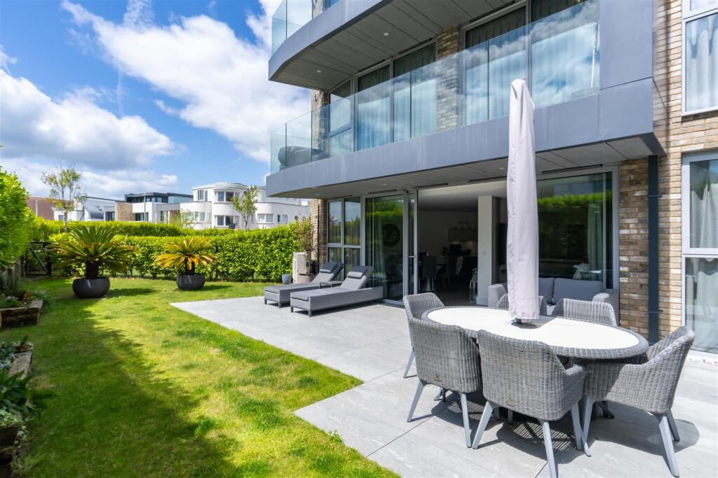 Additional image 4 of Salterns Way, Lilliput