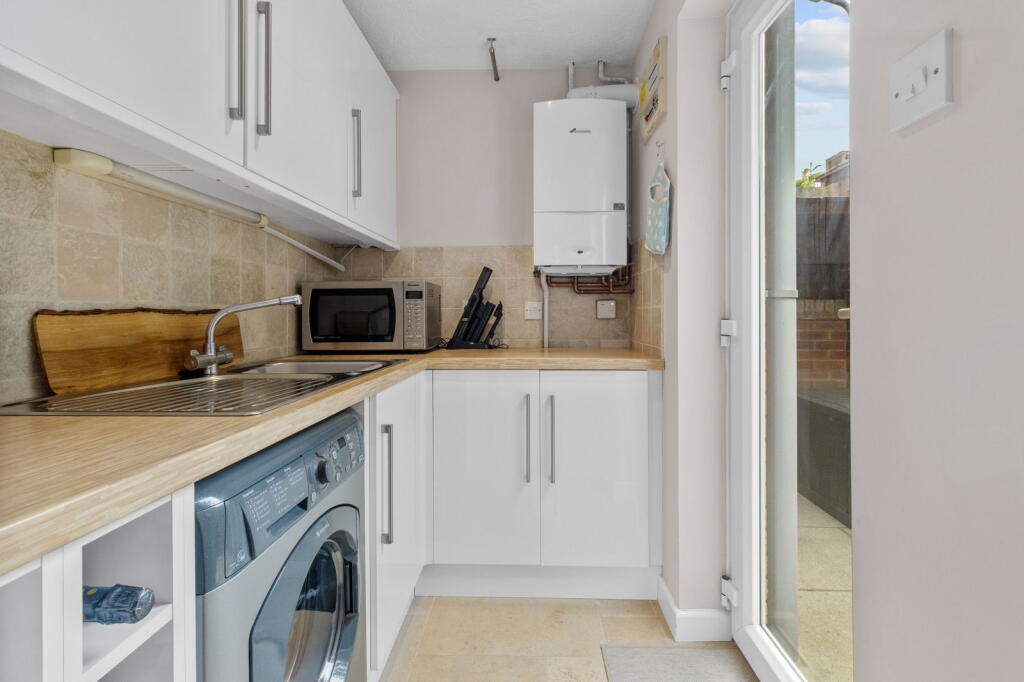 Additional image 8 of Glessing Road, Stone Cross, Pevensey, BN24 5FD