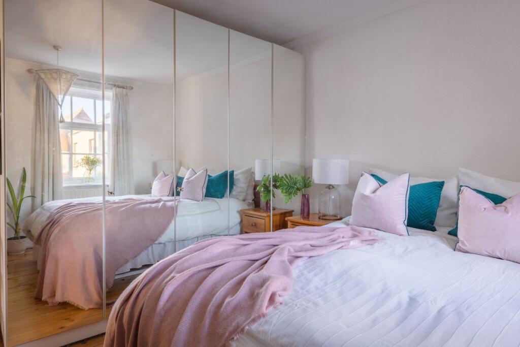 Additional image 13 of South Street, Eastbourne