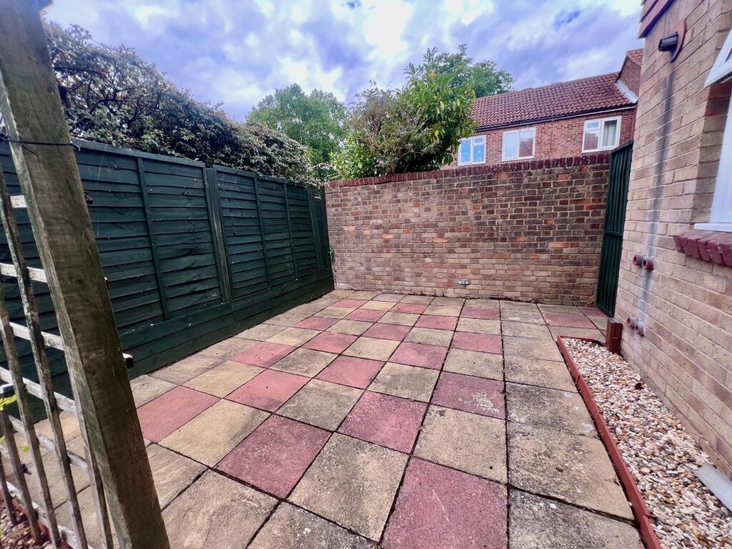 Additional image 3 of Stone Gardens