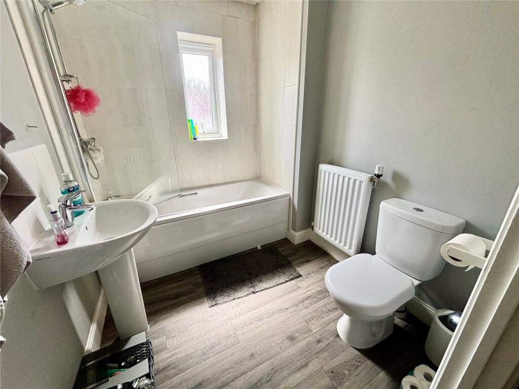 Additional image 8 of Burnham Road, Wythall, Birmingham, Worcestershire, B47