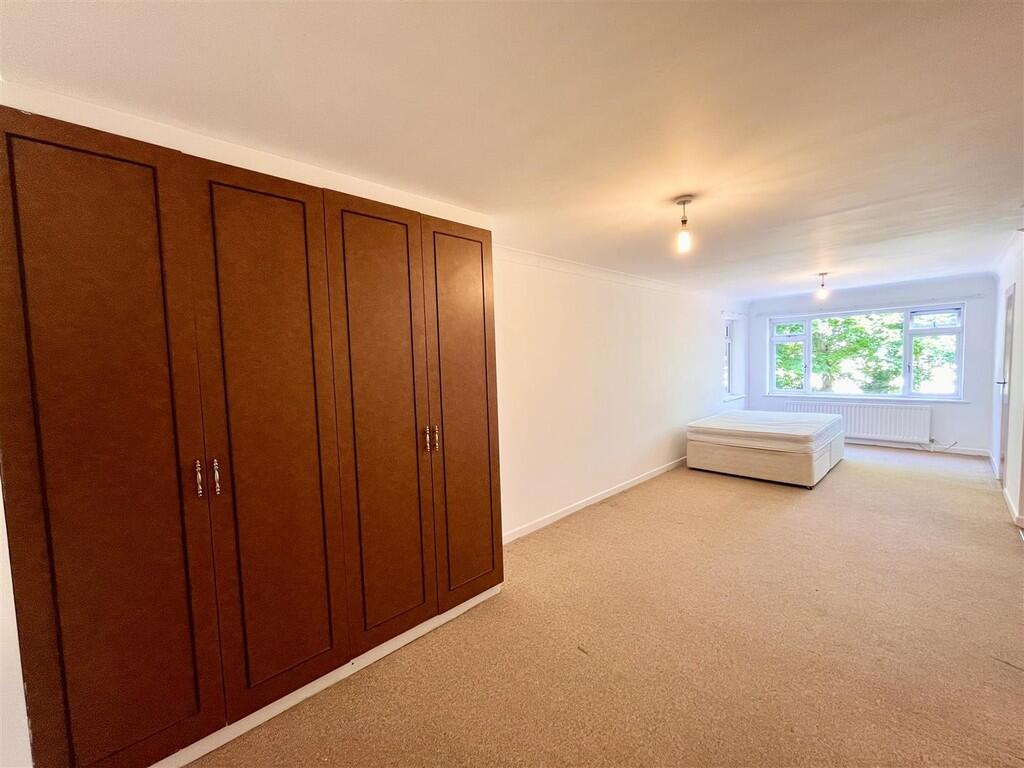 Additional image 8 of Knyveton Road, Bournemouth