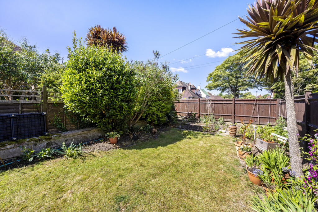 Additional image 11 of Wallace Avenue, Worthing, BN11