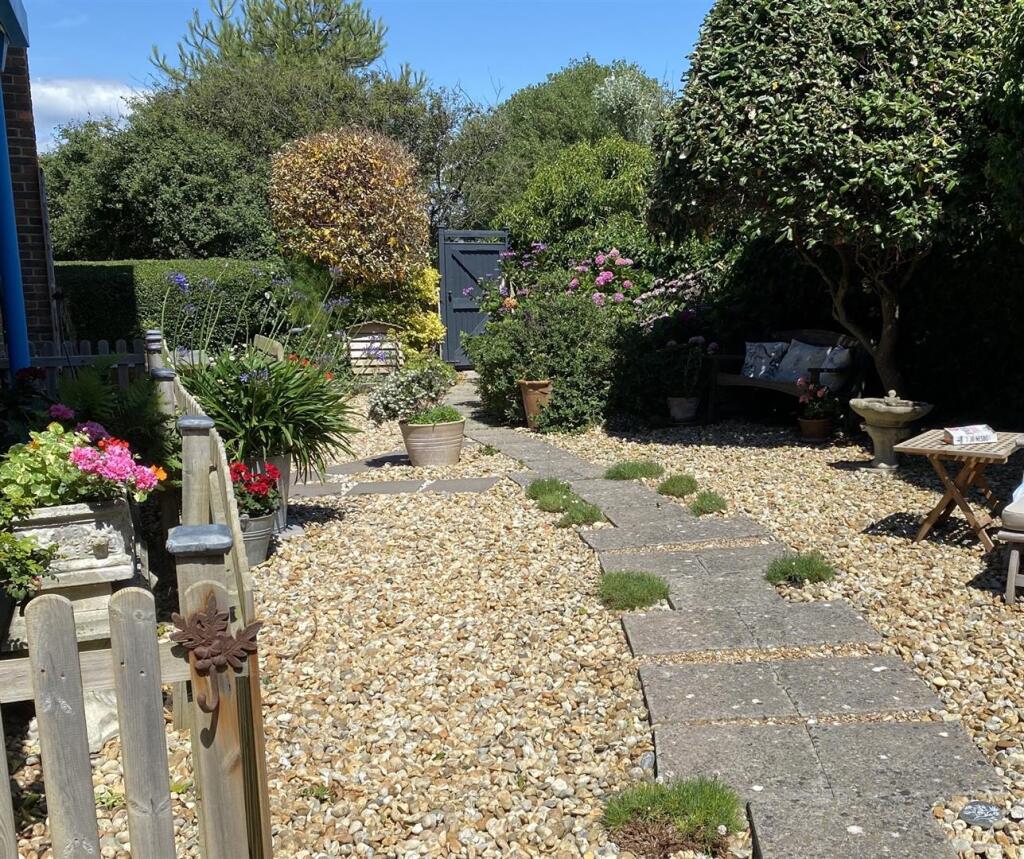 Additional image 38 of Hendon Avenue, Rustington, Littlehampton