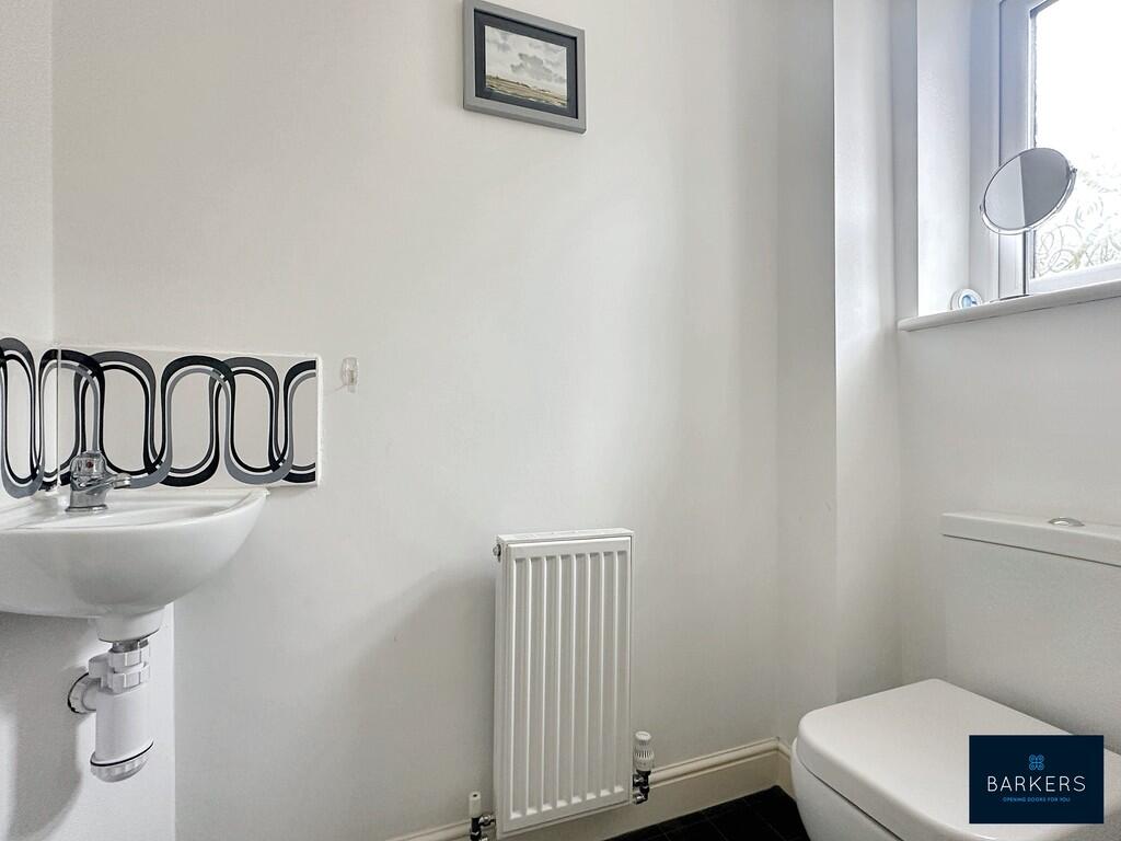 Additional image 19 of Whitcliffe Road, Cleckheaton