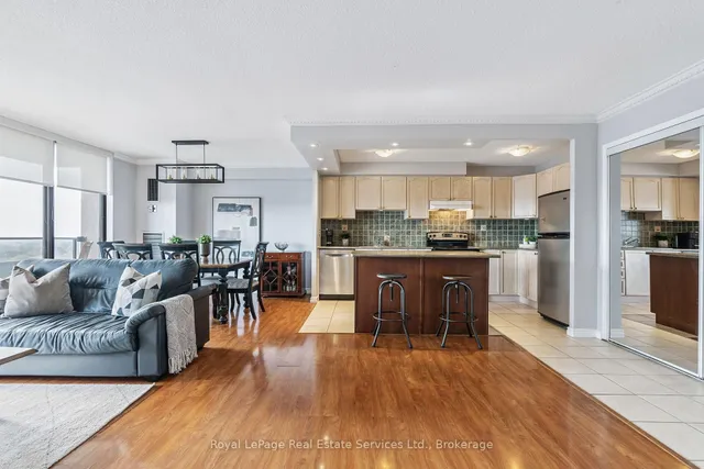 Additional image 6 of 135 Marlee Ave Unit 1202