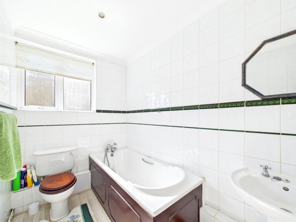 Additional image 12 of Carbery Gardens, Bournemouth, Dorset, BH6