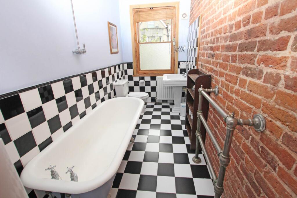 Additional image 5 of Bedford Grove, Eastbourne, BN21 2DU