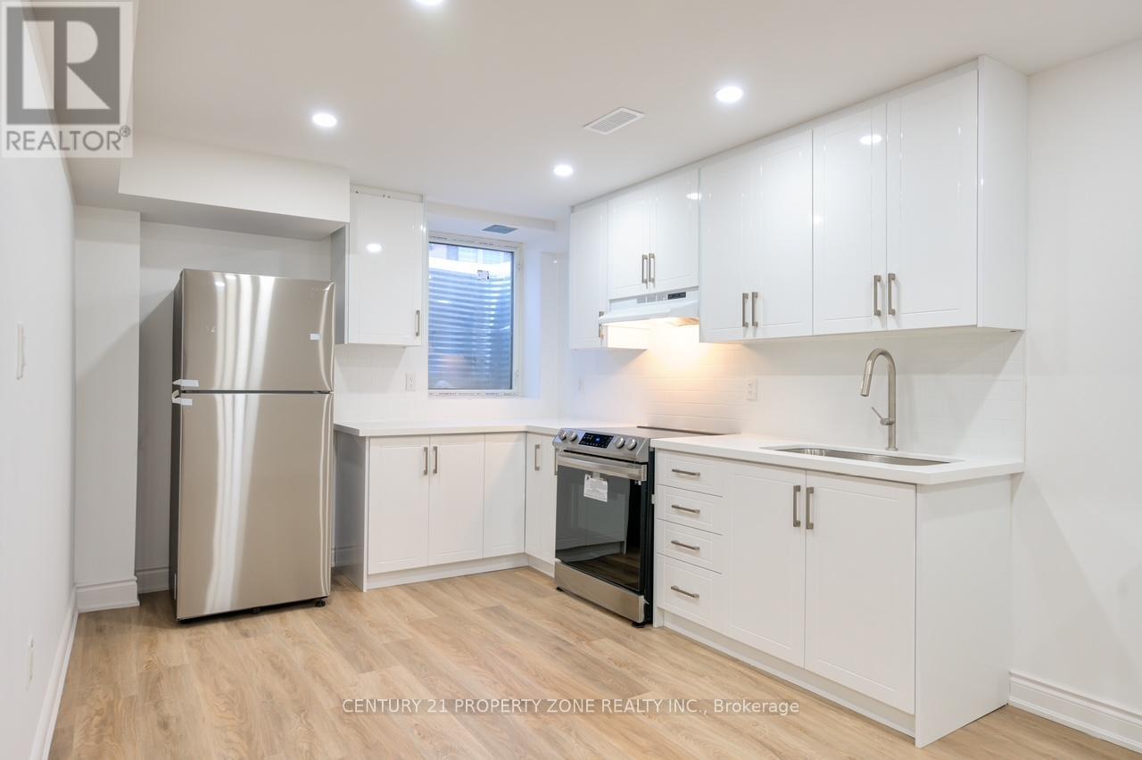 6 DALE MEADOWS ROAD|Brampton (Northwest Brampton), Ontario L7A4Z9