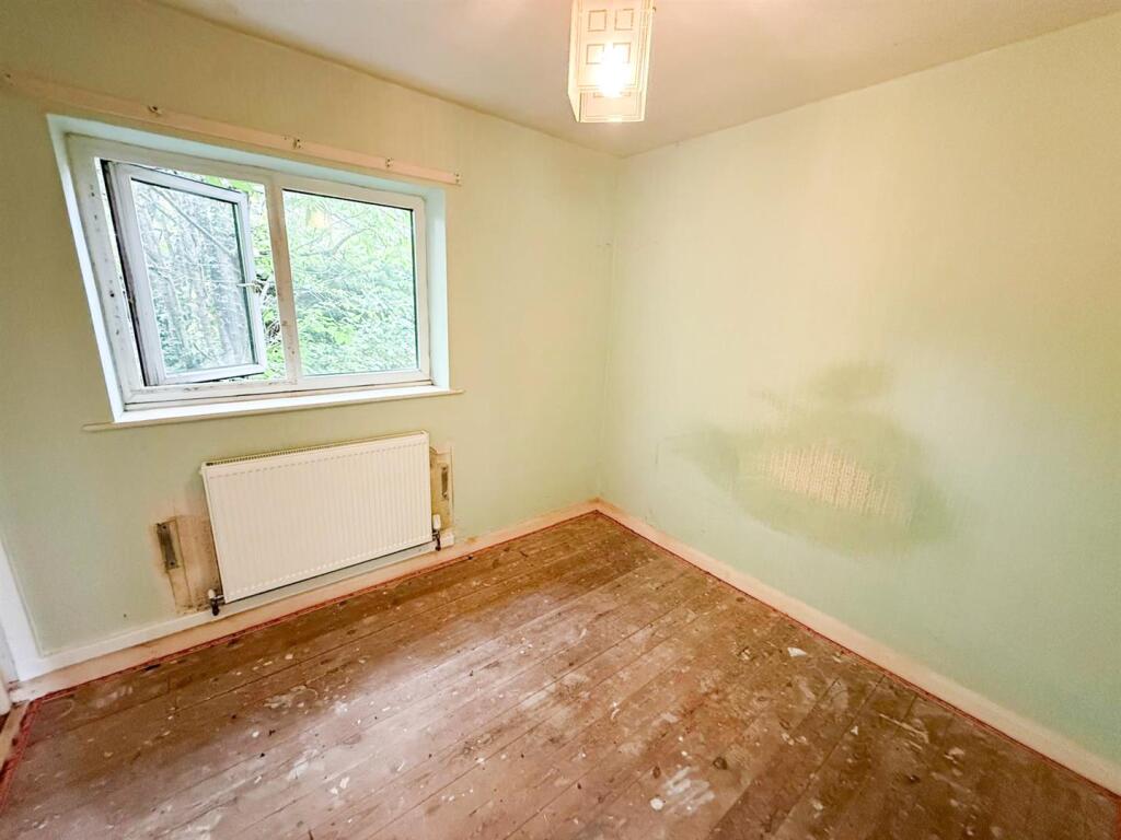 Additional image 11 of High Brunthwaite, Silsden,