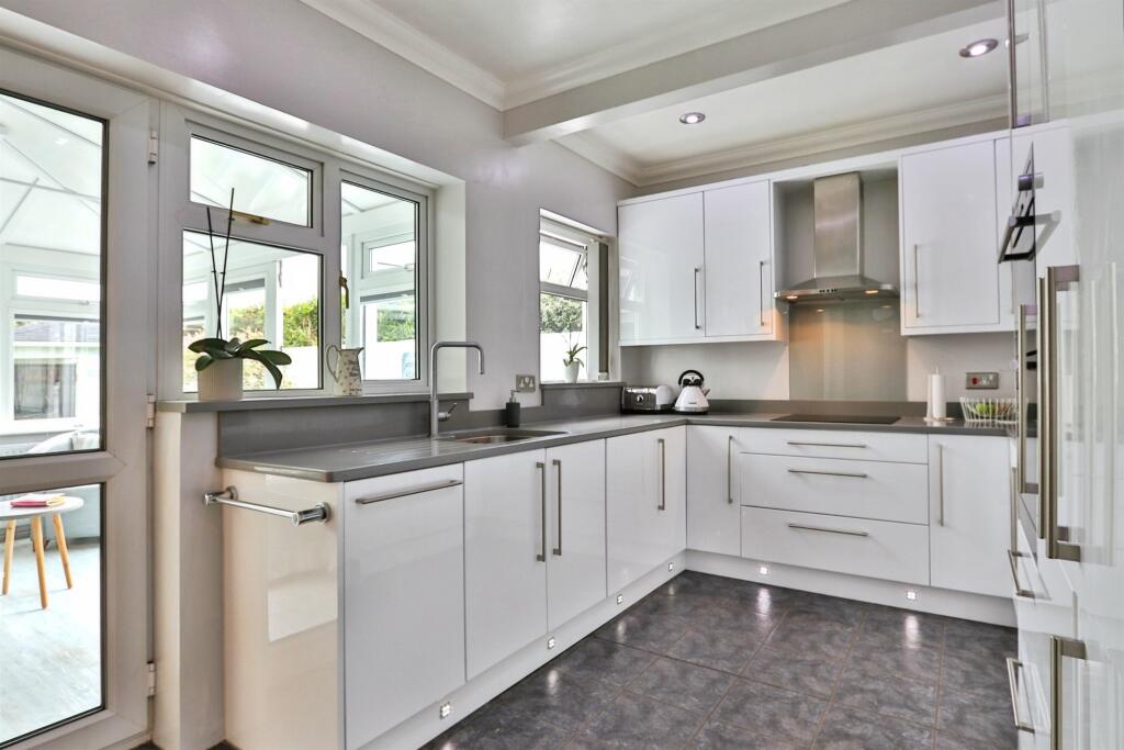 Additional image 4 of Broadwater Avenue, Poole