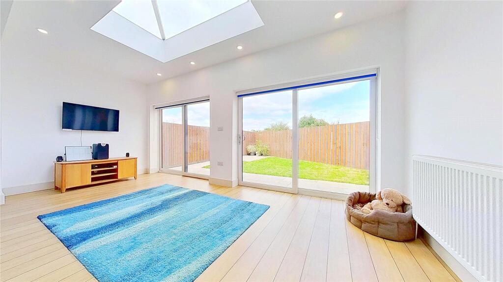 Additional image 8 of Brighton Road, Lancing, West Sussex, BN15