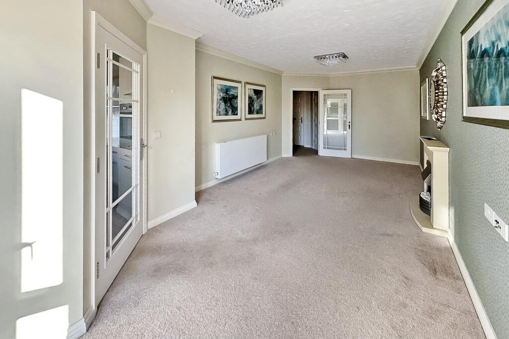 Additional image 4 of Rothesay Lodge, Stuart Road, Highcliffe, Dorset. BH23 5FP