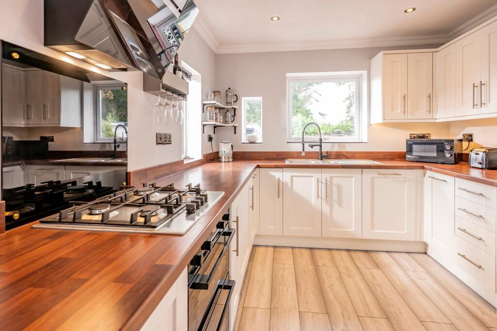 Additional image 36 of Corbiere Avenue, Poole, BH12