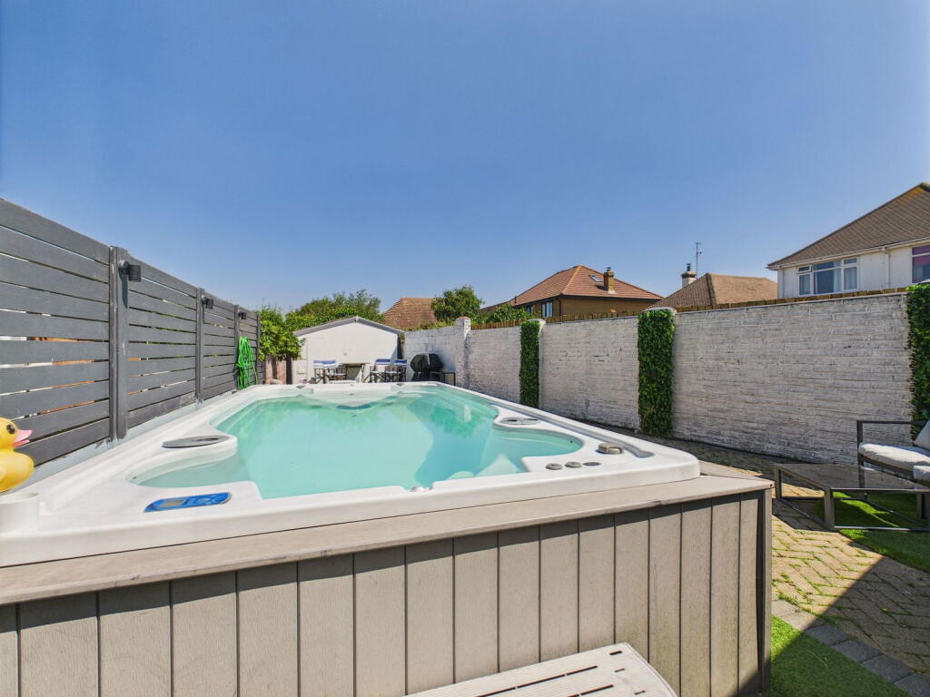 Additional image 18 of Brighton Road, Lancing, BN15 8JB