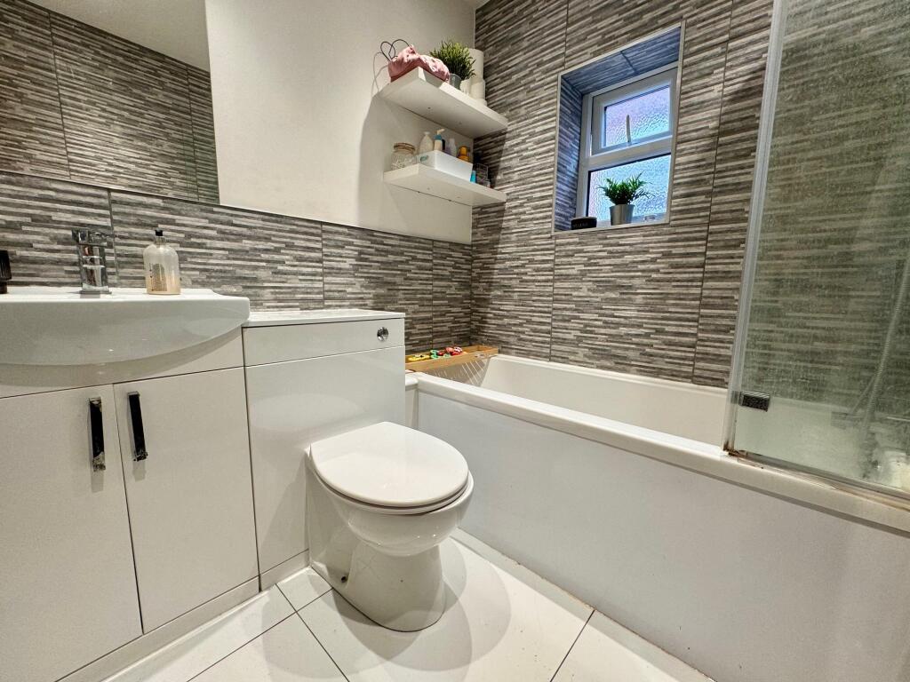 Additional image 5 of Evershot Road , Bournemouth,