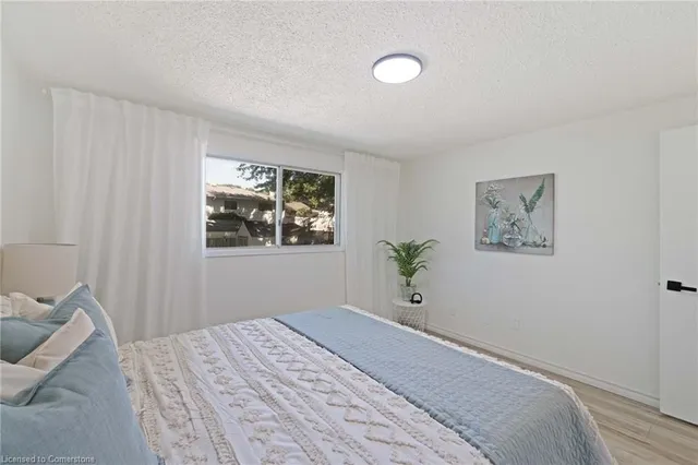 Additional image 18 of 5 Uxbridge Cres