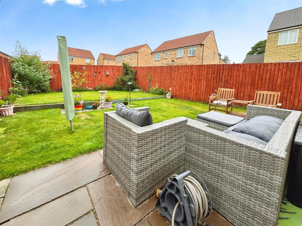 Additional image 20 of Blackthorne Close, Bradford, BD2 3DZ