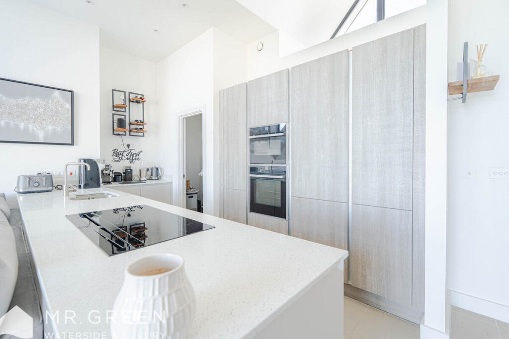 Additional image 16 of Moonstone, Southbourne Overcliff Drive, Southbourne, Bournemouth, BH6 3NP