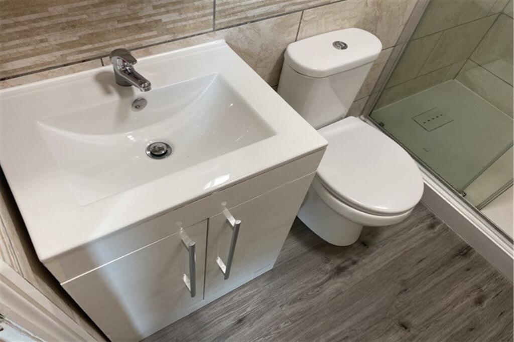 Additional image 9 of 2 bedroom Flat in Bournemouth