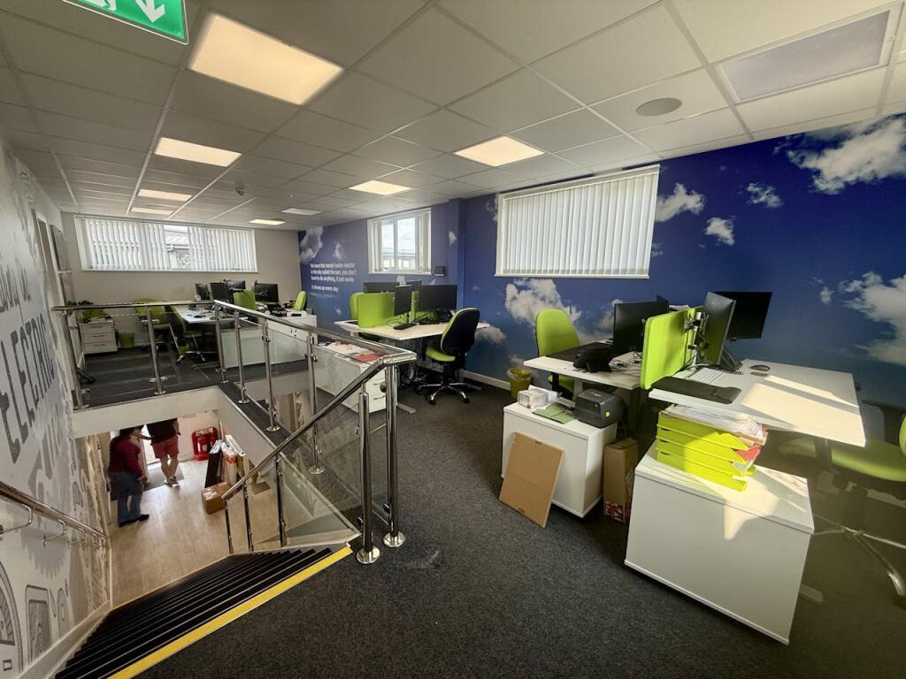 Additional image 3 of Unit 8 Pintail Business Park, 165 Christchurch Road, Ringwood, BH24 3AL