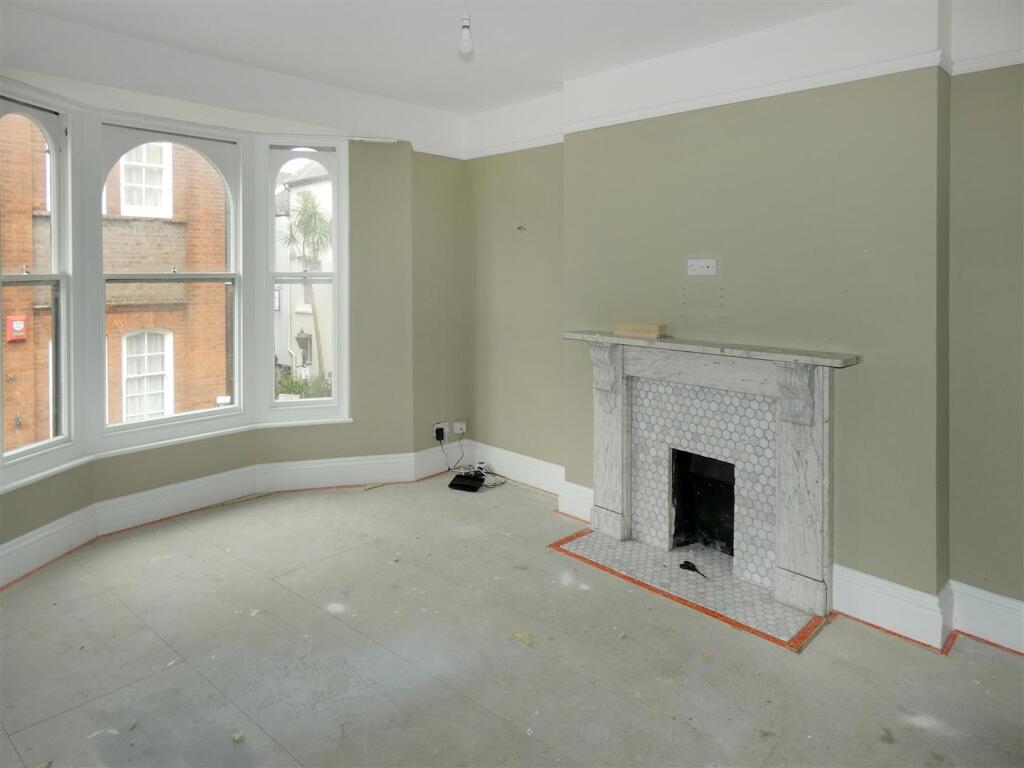 Additional image 18 of Tarrant Street, Arundel