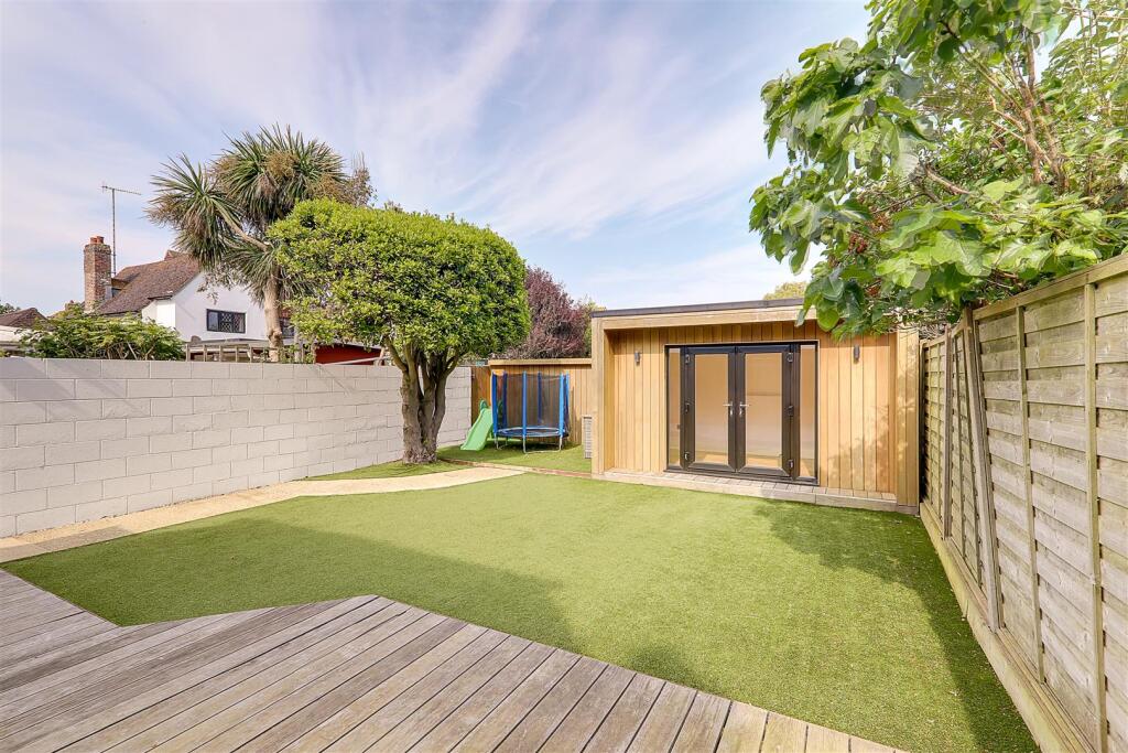 Additional image 24 of Grand Avenue, Worthing