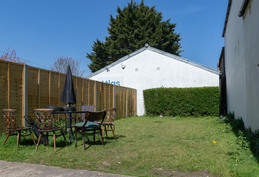 Additional image 11 of Wycliffe RD - FREE DELIVEROO