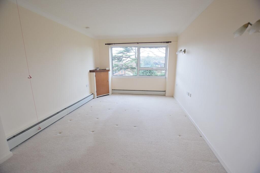 Additional image 4 of Barton Court Road, New Milton, Hampshire. BH25 6NP