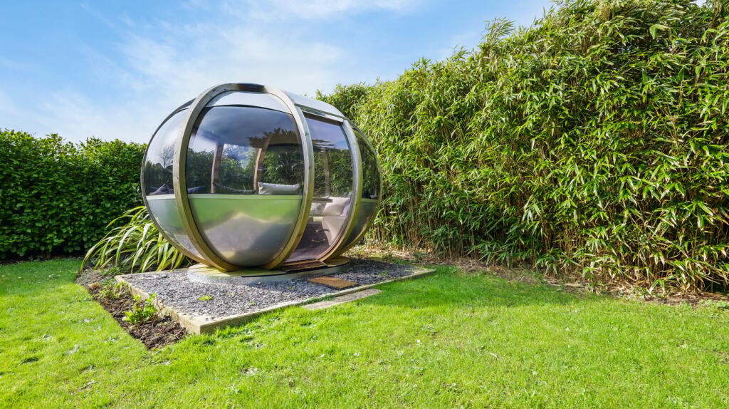 Additional image 19 of Wharncliffe Road, Highcliffe, Christchurch, BH23