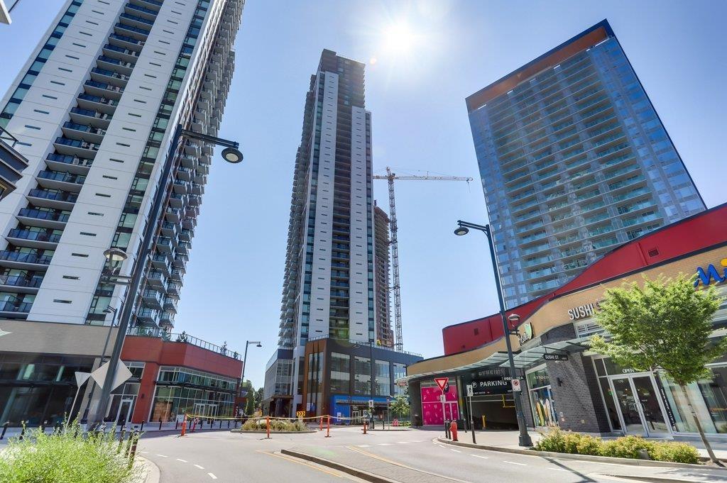 3009 13745 GEORGE JUNCTION|Surrey, British Columbia V3T4Y3