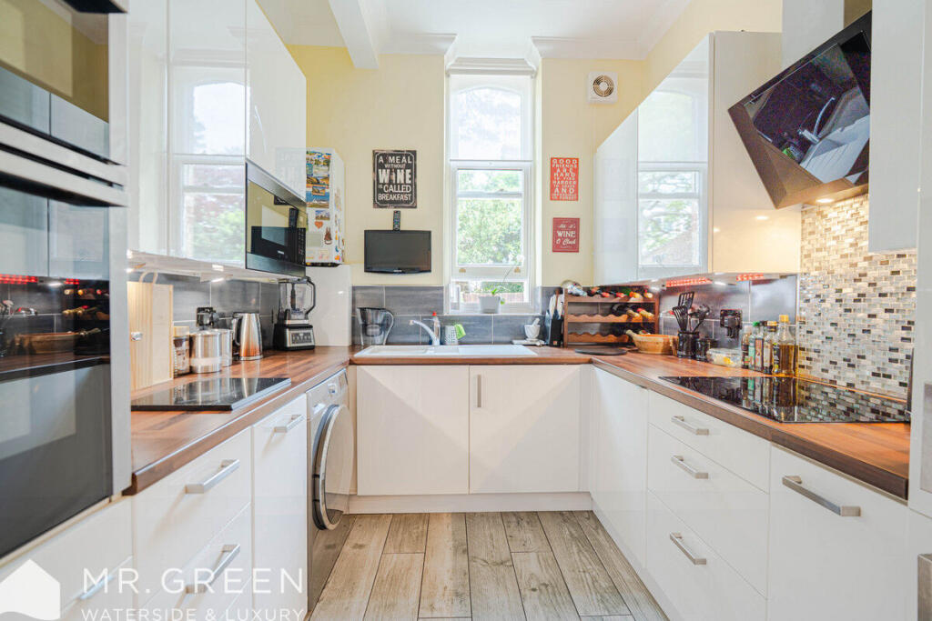 Additional image 4 of Manor Road, Bournemouth, Dorset, BH1 3EZ