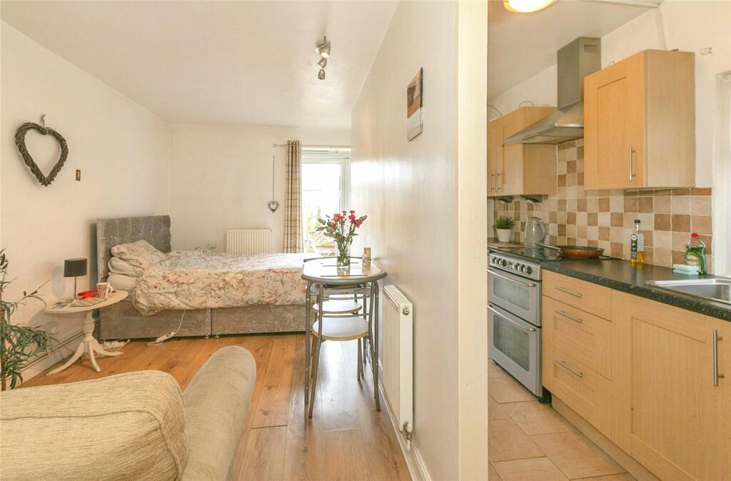 Additional image 7 of Carysfort Road, BOURNEMOUTH, Dorset, BH1