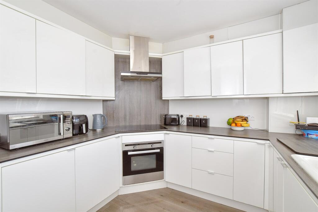 Additional image 17 of Southfields Road, Littlehampton, West Sussex