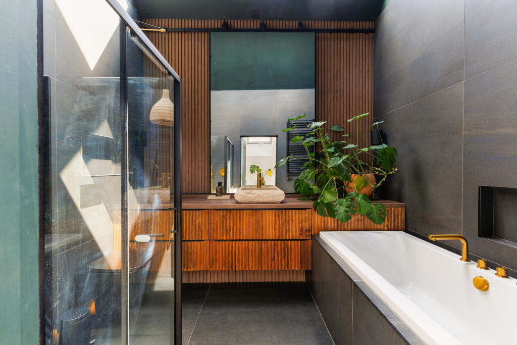 Additional image 16 of Southbourne Overcliff Drive, Southbourne, Bournemouth, Dorset, BH6