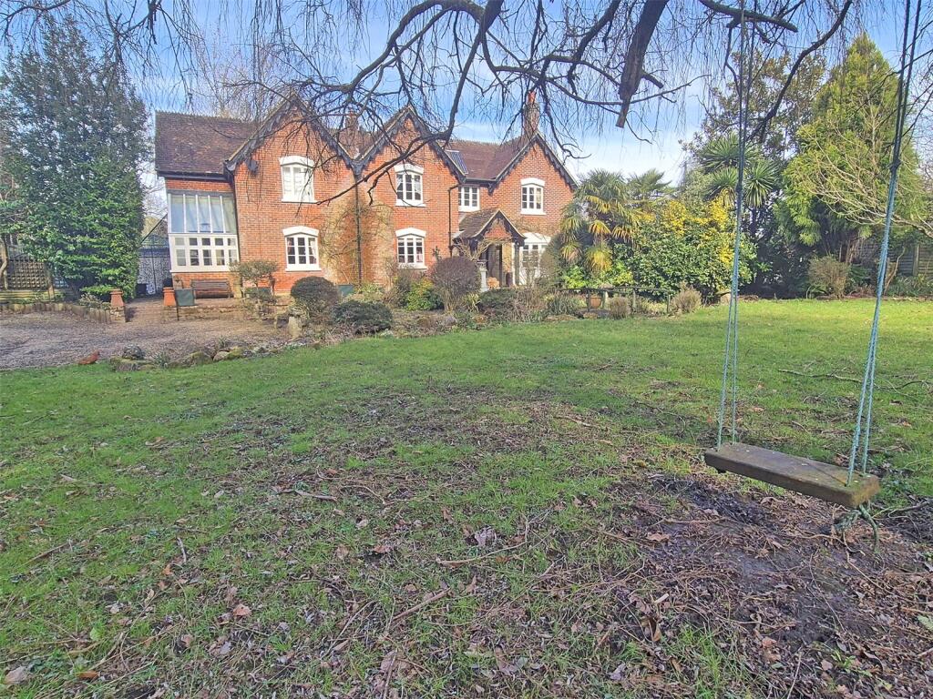 Additional image 24 of South Drive, Ossemsley, New Milton, Hampshire, BH25