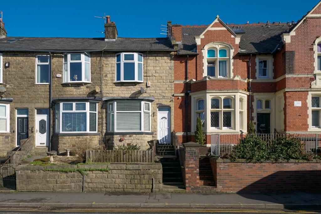 Darwen Road, Bromley Cross, Bolton, BL7