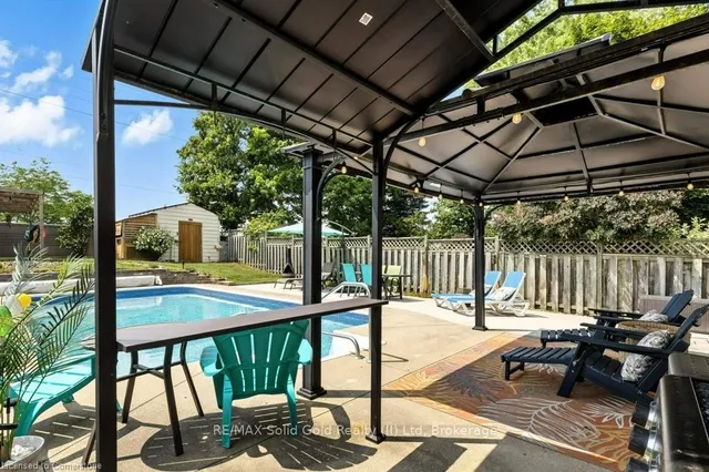 Additional image 33 of 58 Golden Meadow Cres