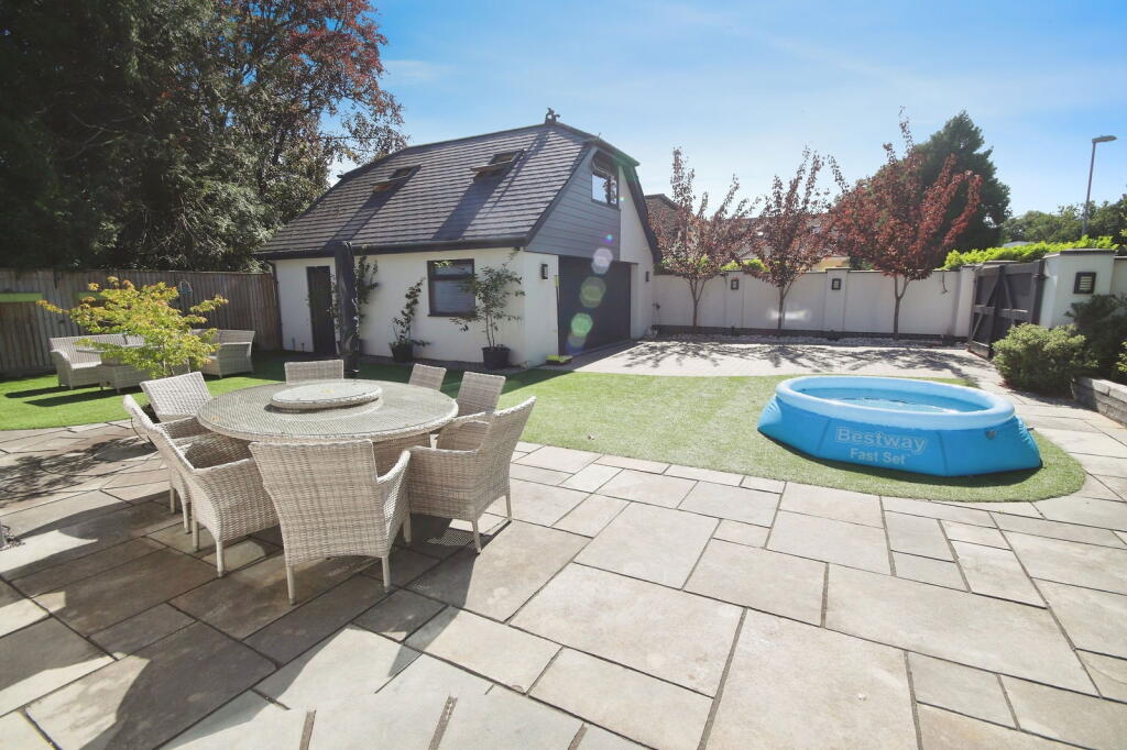 Additional image 17 of Whincroft Drive, Ferndown, BH22 9LJ