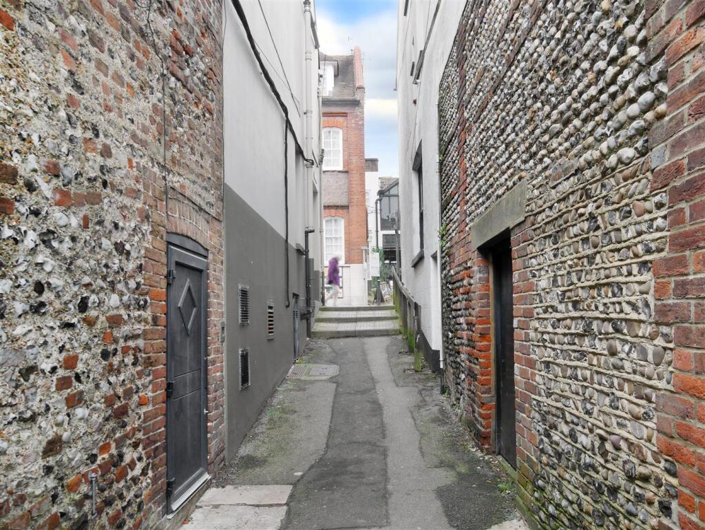 Additional image 12 of Tarrant Street, Arundel