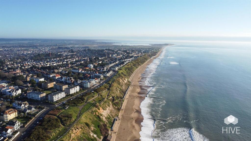 Additional image 26 of Boscombe Overcliff Drive, Southbourne
