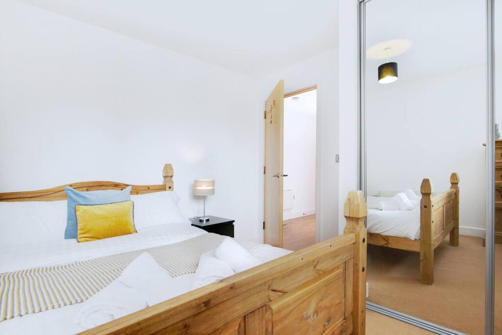 Additional image 4 of Cutlass Court