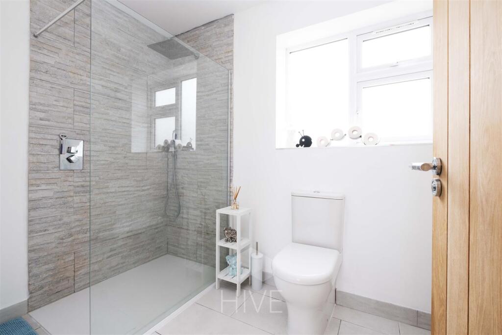 Additional image 16 of Winton Way, New Milton