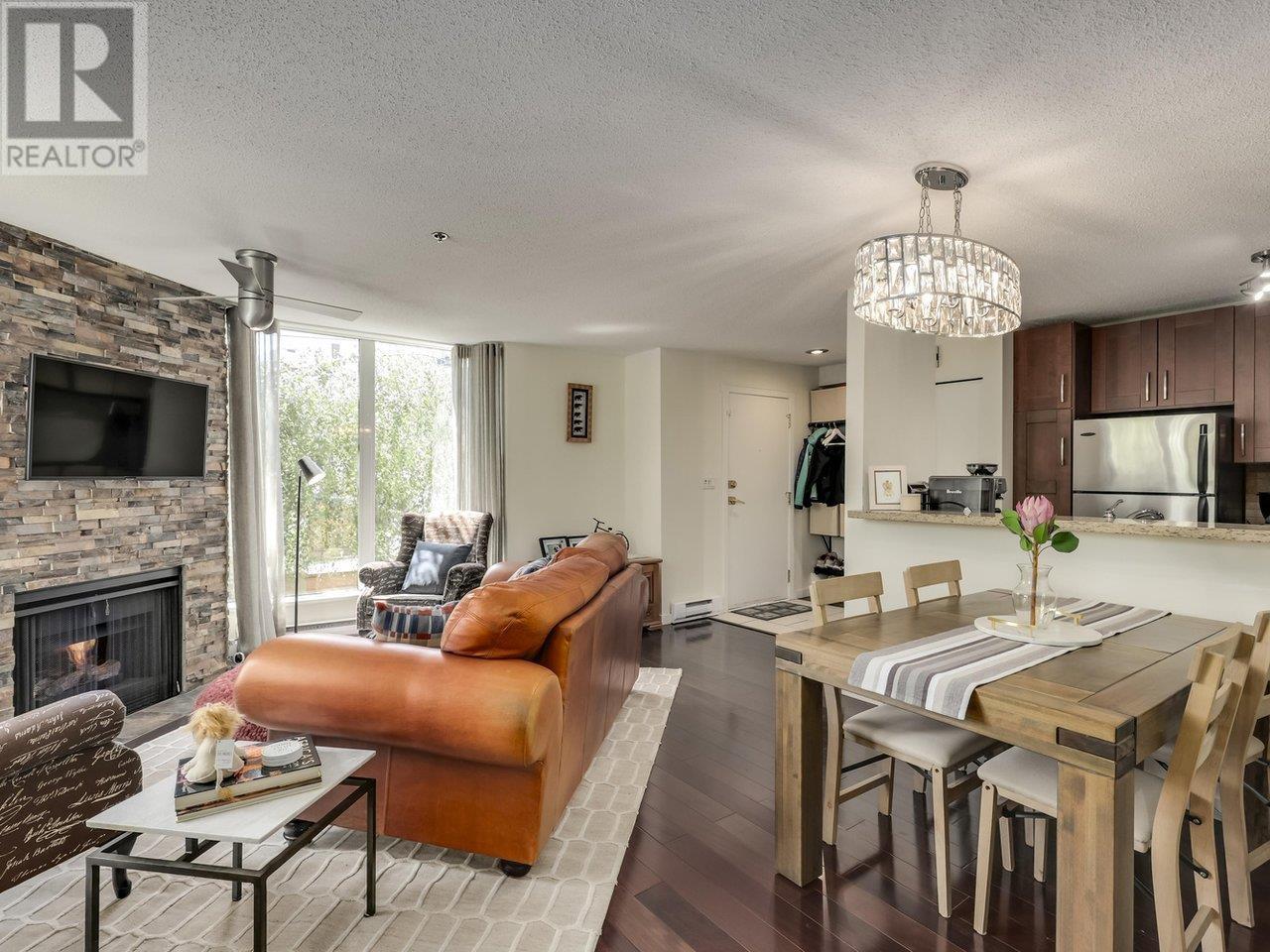3005 LAUREL STREET|Vancouver, British Columbia V5Z3T6