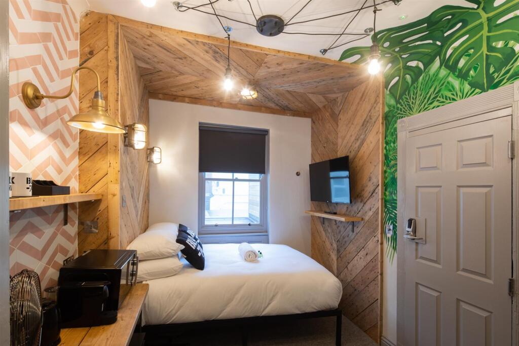 Additional image 10 of Broad Street and Middle Street, Brighton